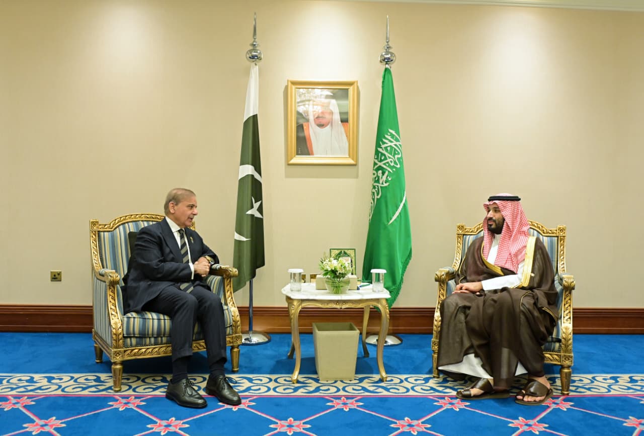 On Doha summit sidelines, Pakistan PM reaffirms diplomatic support after Israeli strikes